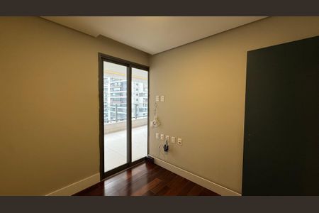 Apartamento à venda com 3 quartos, 131m² em Cidade Monções, São Paulo