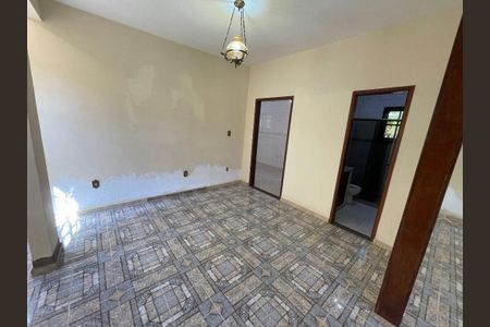 Casa à venda com 4 quartos, 160m² em Itaipu, Niterói