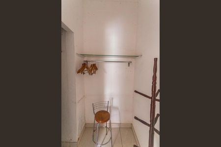 Casa para alugar com 50m², 1 quarto e sem vaga Casa para alugar com 50m², 1 quarto e sem vagaCloset da Suíte