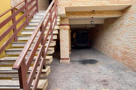 Casa à venda com 348m², 4 quartos e 3 vagas