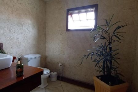 Casa à venda com 348m², 4 quartos e 3 vagas