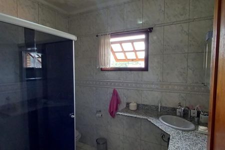 Casa à venda com 348m², 4 quartos e 3 vagas