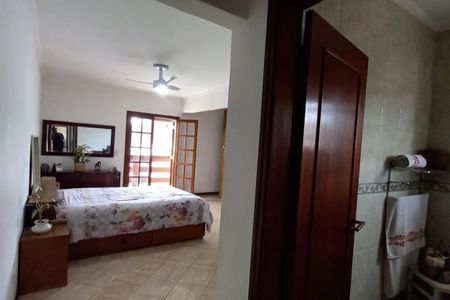 Casa à venda com 348m², 4 quartos e 3 vagas