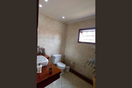 Casa à venda com 348m², 4 quartos e 3 vagas