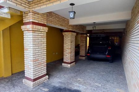 Casa à venda com 348m², 4 quartos e 3 vagas