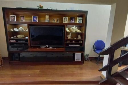 Casa à venda com 348m², 4 quartos e 3 vagas