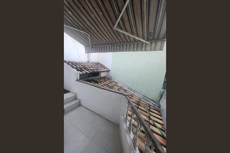 Casa à venda com 96m², 2 quartos e 1 vaga