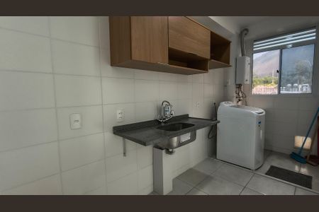 Apartamento à venda com 45m², 2 quartos e sem vagaCozinha e Área de Serviço