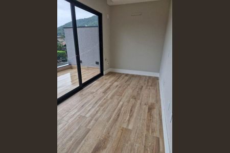 Casa à venda com 3 quartos, 263m² em Santo Antônio, Niterói