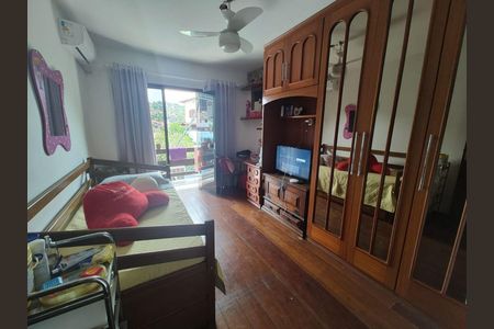 Casa à venda com 6 quartos, 370m² em Badu, Niterói