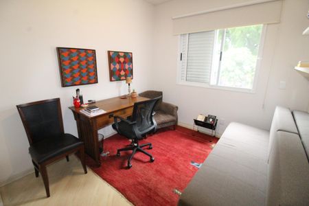 Apartamento para alugar com 73m², 2 quartos e 2 vagasQuarto