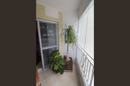 Apartamento para alugar com 73m², 2 quartos e 2 vagasSacada da Sala