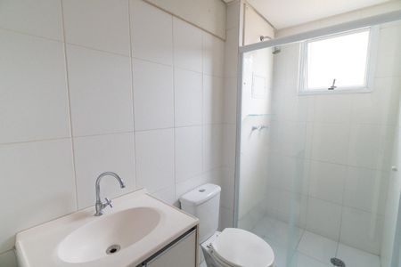 Apartamento à venda com 65m², 2 quartos e 1 vaga Apartamento à venda com 65m², 2 quartos e 1 vagaBanheiro da Suíte