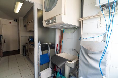 Apartamento à venda com 65m², 2 quartos e 1 vaga Apartamento à venda com 65m², 2 quartos e 1 vagaLavanderia