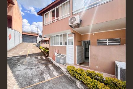 Casa à venda com 2 quartos, 90m² em Vila Sao Luiz (Valparaizo), Santana de Parnaíba