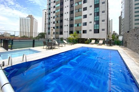 Apartamento à venda com 220m², 3 quartos e 3 vagasÁrea comum - Piscina