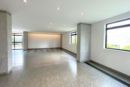 Apartamento à venda com 220m², 3 quartos e 3 vagasÁrea comum - Salão de festas