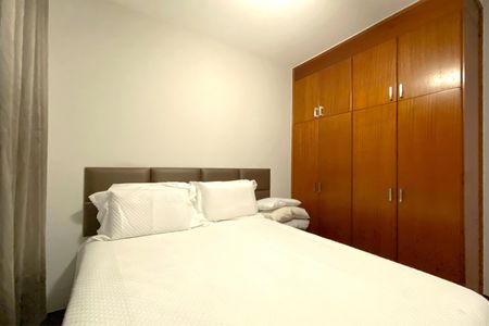 Apartamento à venda com 220m², 3 quartos e 3 vagasQuarto 2