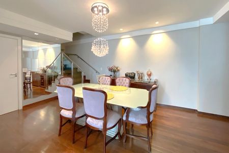 Apartamento à venda com 220m², 3 quartos e 3 vagasSala