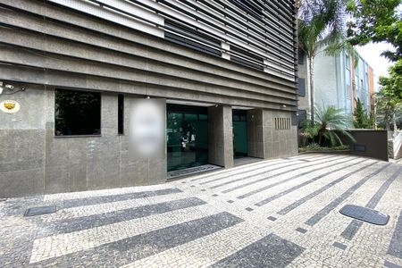 Apartamento à venda com 220m², 3 quartos e 3 vagasFachada