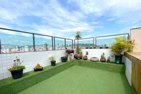 Apartamento à venda com 220m², 3 quartos e 3 vagasCobertura