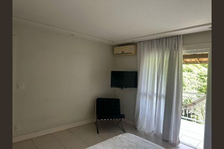 Casa à venda com 3 quartos, 276m² em Sapê, Niterói