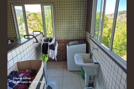 Casa à venda com 4 quartos, 120m² em Sapê, Niterói