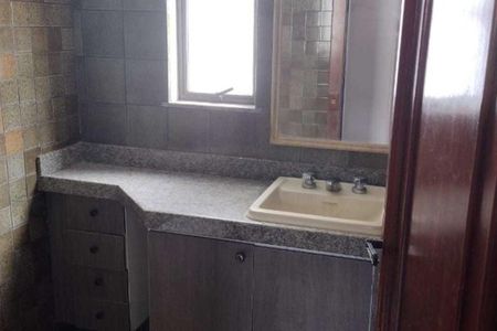 Casa à venda com 5 quartos, 422m² em Piratininga, Niterói