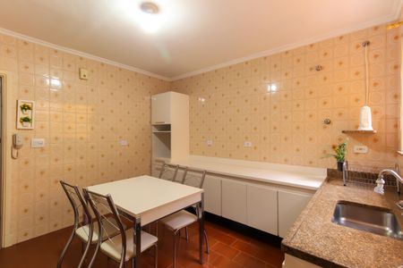 Casa de condomínio à venda com 130m², 3 quartos e 1 vaga Casa de condomínio à venda com 130m², 3 quartos e 1 vagaCozinha