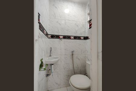 Apartamento à venda com 130m², 4 quartos e sem vagaBanheiro da Suíte