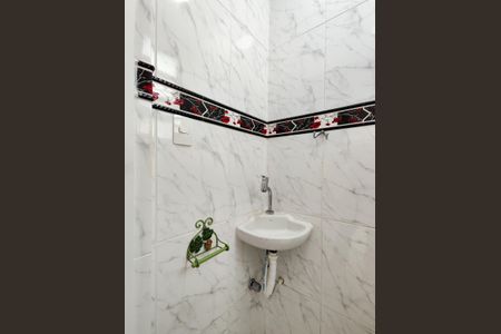 Apartamento à venda com 130m², 4 quartos e sem vagaBanheiro da Suíte