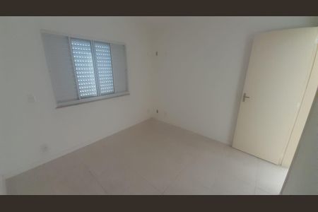 Casa à venda com 2 quartos, 56m² em Sapê, Niterói