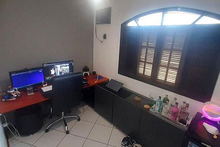 Casa à venda com 280m², 14 quartos e 3 vagas