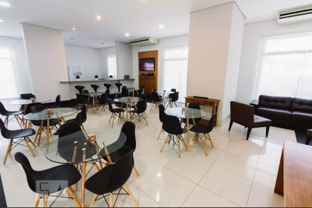 Apartamento à venda com 133m², 3 quartos e 3 vagas Apartamento à venda com 133m², 3 quartos e 3 vagasSalão de festas