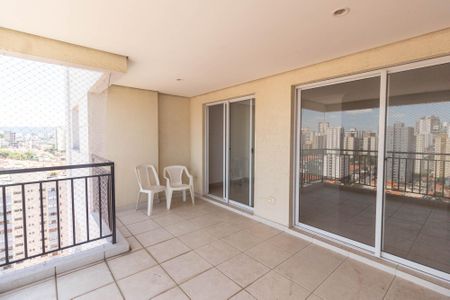 Apartamento à venda com 133m², 3 quartos e 3 vagas Apartamento à venda com 133m², 3 quartos e 3 vagasVaranda gourmet