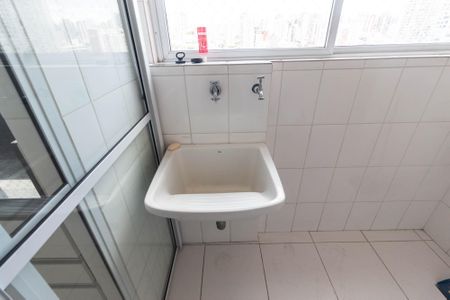 Apartamento à venda com 133m², 3 quartos e 3 vagas Apartamento à venda com 133m², 3 quartos e 3 vagasÁrea de serviço