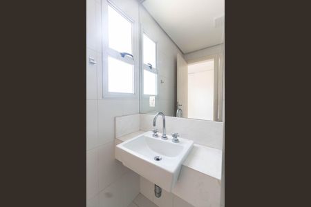 Apartamento à venda com 133m², 3 quartos e 3 vagas Apartamento à venda com 133m², 3 quartos e 3 vagasSuíte