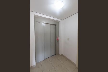 Apartamento à venda com 133m², 3 quartos e 3 vagas Apartamento à venda com 133m², 3 quartos e 3 vagasHall Social