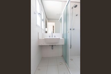 Apartamento à venda com 133m², 3 quartos e 3 vagas Apartamento à venda com 133m², 3 quartos e 3 vagasSuíte