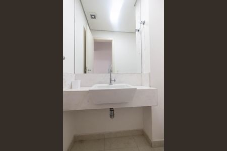 Apartamento à venda com 133m², 3 quartos e 3 vagas Apartamento à venda com 133m², 3 quartos e 3 vagasLavabo