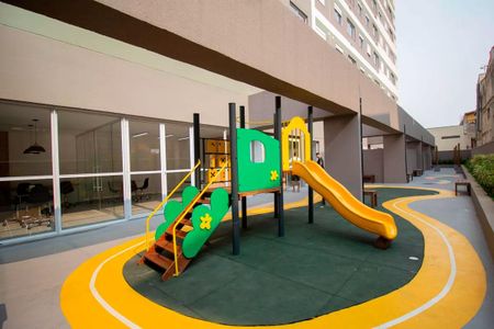 Apartamento à venda com 34m², 2 quartos e sem vagaÁrea comum - Playground