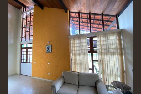Casa à venda com 4 quartos, 187m² em Itaipu, Niterói