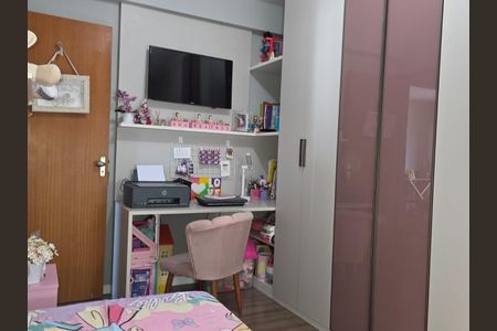 Apartamento à venda com 90m², 2 quartos e 2 vagasQuarto