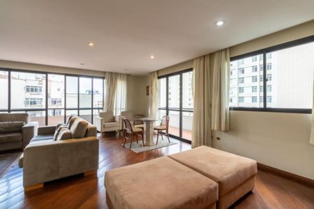 Apartamento à venda com 4 quartos, 246m² em Santa Cecilia, São Paulo