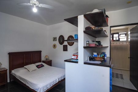 Casa à venda com 4 quartos, 360m² em Cafubá, Niterói