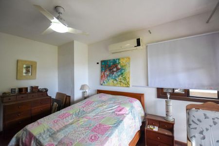 Casa à venda com 4 quartos, 449m² em Piratininga, Niterói