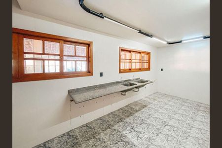 Casa à venda com 6 quartos, 476m² em Itaipu, Niterói