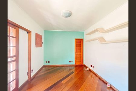 Casa à venda com 6 quartos, 476m² em Itaipu, Niterói