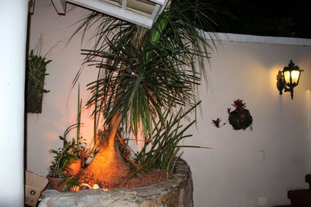 Casa à venda com 1 quarto, 600m² em Sapê, Niterói