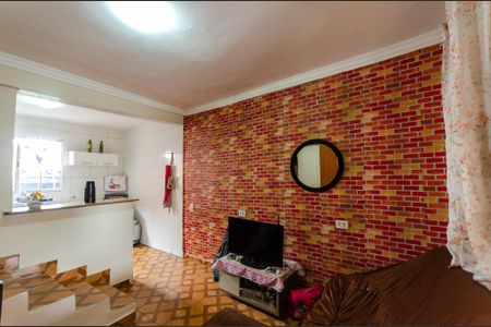 Sala de casa para alugar com 2 quartos, 70m² em Jardim Almanara, São Paulo